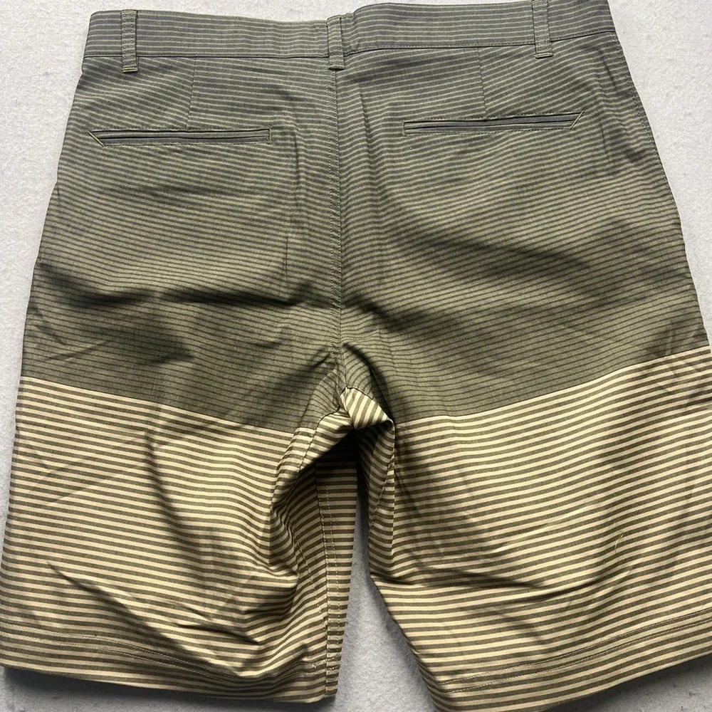 Nike Golf Dri Fit Shorts Mens 34‎ Striped Performance Stretch